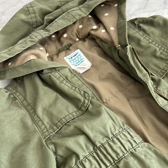 Old navy 18-24m cargo jacket - Picture 3 of 9